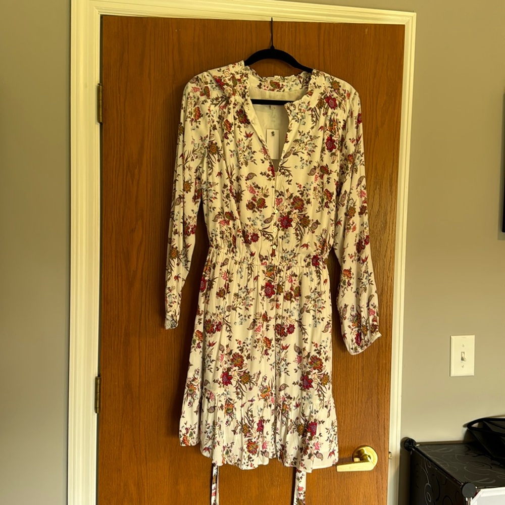 Perfect floral dress for weddings, showers, grad parties!